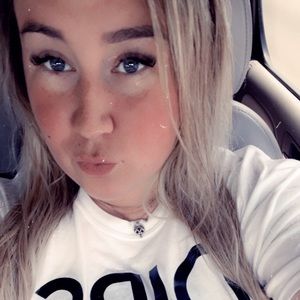 Meet your Posher, Paige